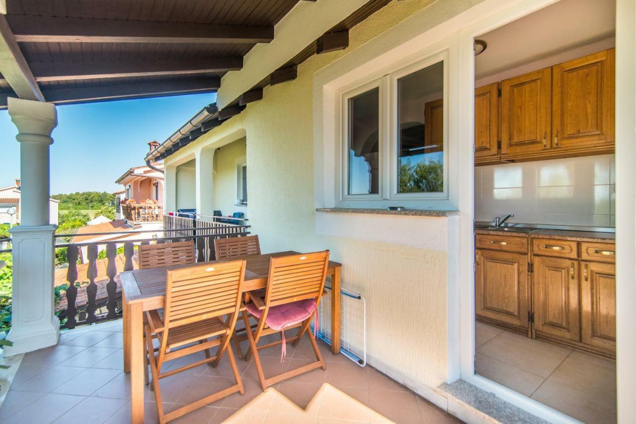Apartmani Marina Пореч Экстерьер фото